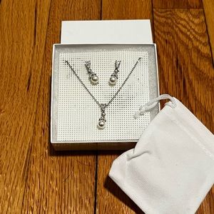 Pearl Drop Earring & Necklace Set